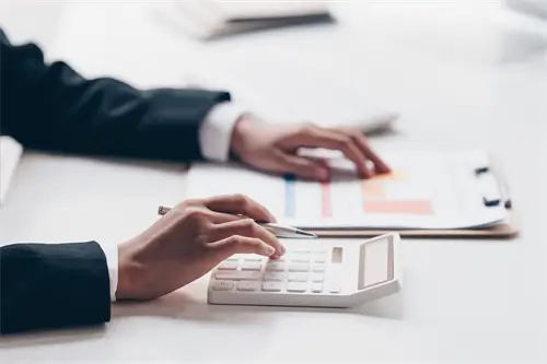 安哥拉人到云南旅游的七天旅游攻略